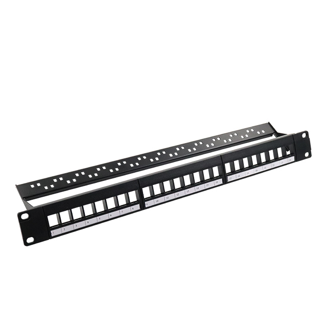 19''1U 24 Port UTP prázdny panel 3 × 8